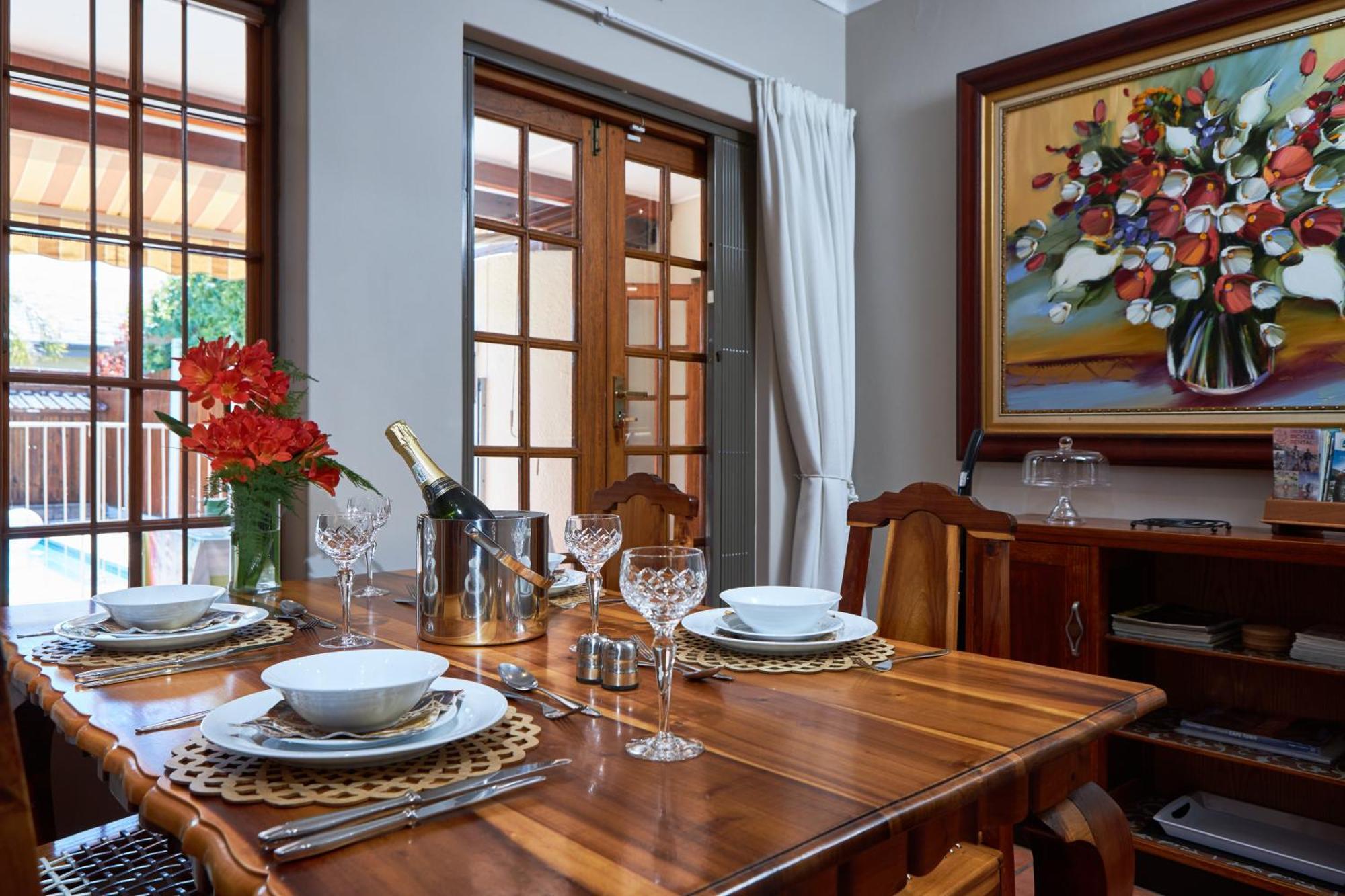 Meerendal Cottage-Affordable Luxury-Private Garden With Pool & Hot Tub Fokváros Kültér fotó