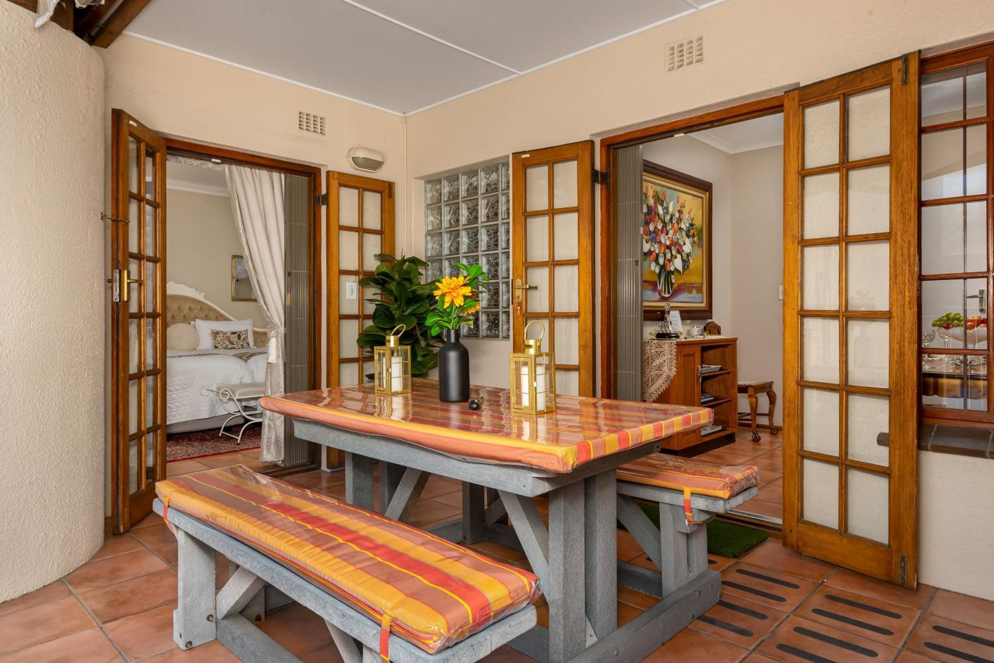 Meerendal Cottage-Affordable Luxury-Private Garden With Pool & Hot Tub Fokváros Kültér fotó