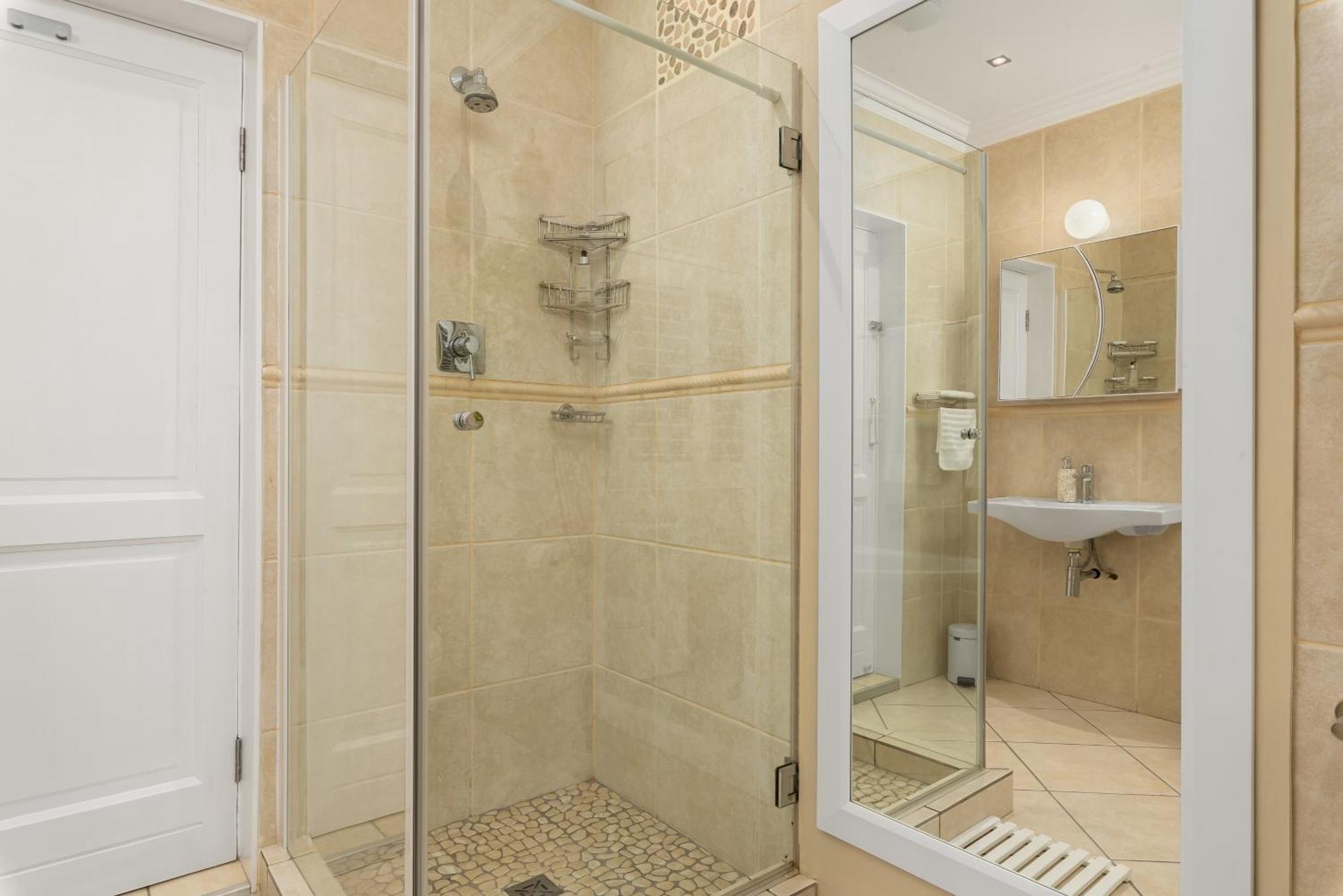 Meerendal Cottage-Affordable Luxury-Private Garden With Pool & Hot Tub Fokváros Kültér fotó
