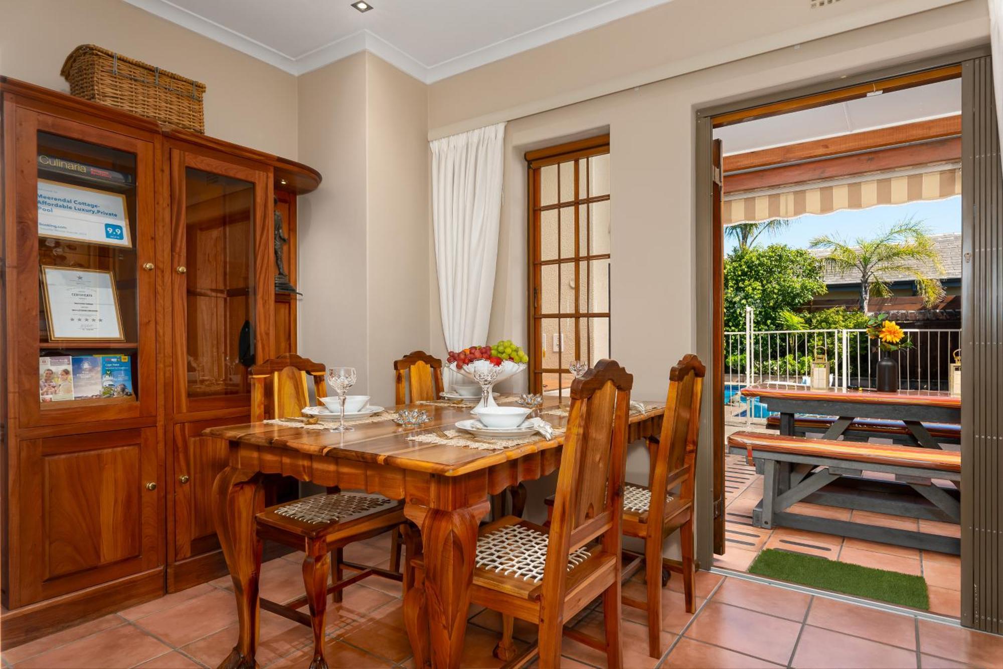 Meerendal Cottage-Affordable Luxury-Private Garden With Pool & Hot Tub Fokváros Kültér fotó